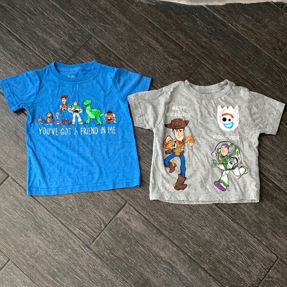 2 Toy Story 2T shirts - Picture 1 of 1